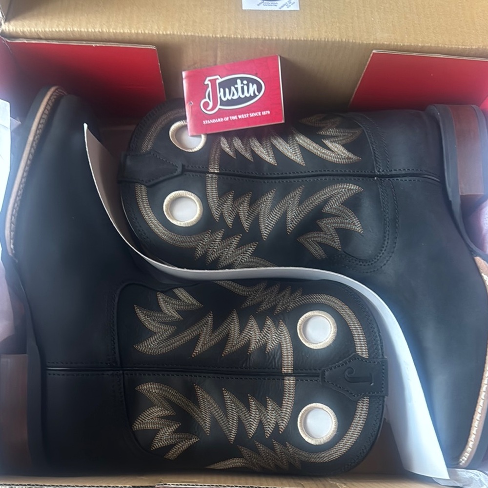 Justin Black Boots